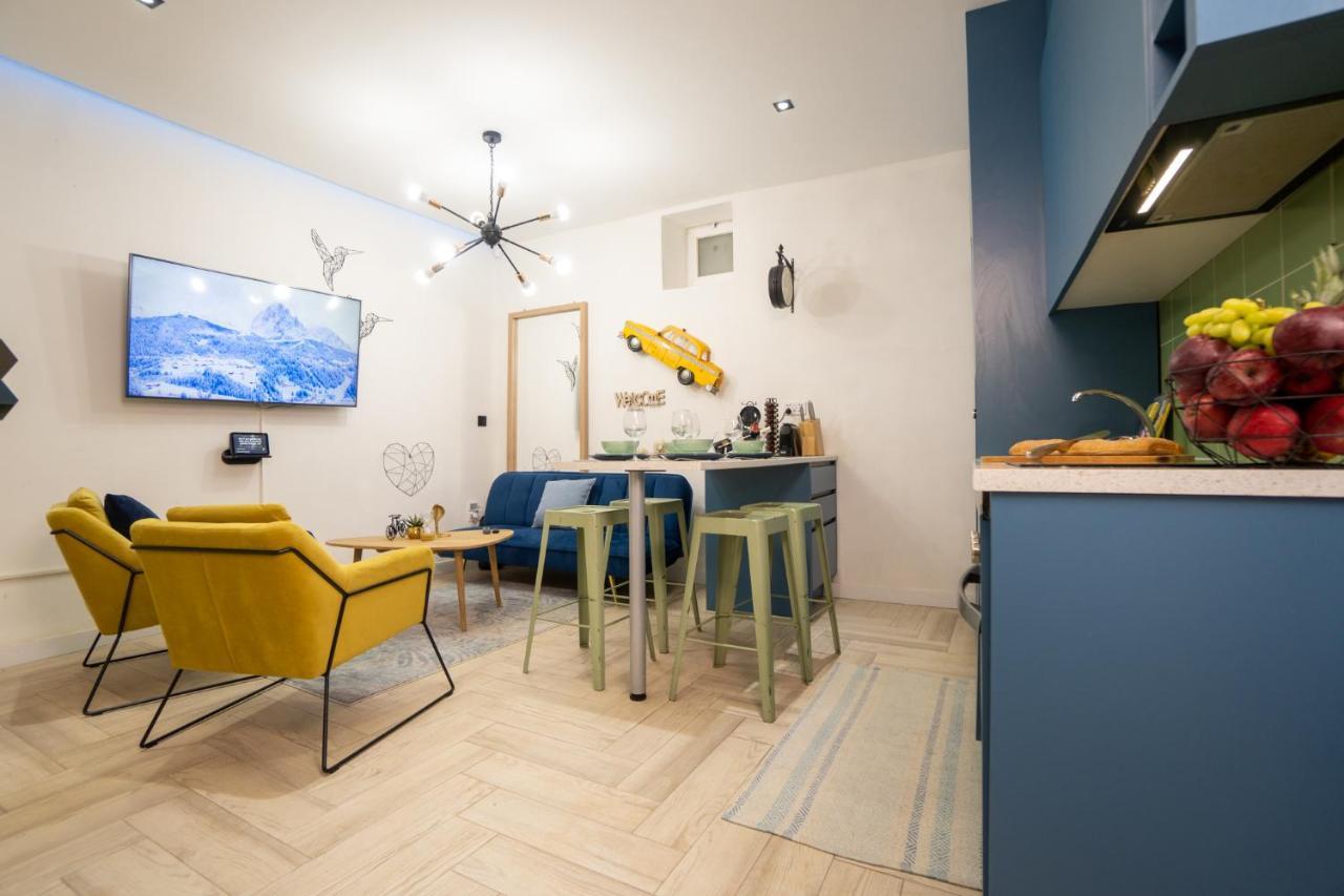 Cozy Apartment Puerta Del Sol & Private Patio Мадрид Экстерьер фото