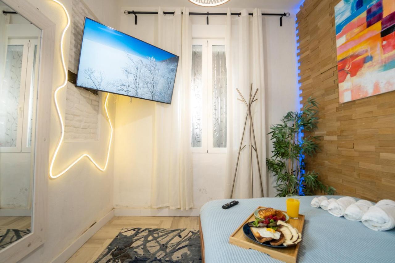 Cozy Apartment Puerta Del Sol & Private Patio Мадрид Экстерьер фото