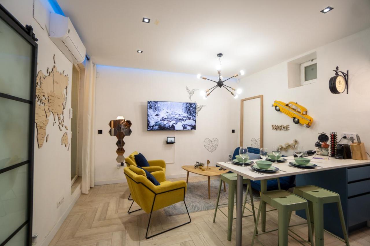 Cozy Apartment Puerta Del Sol & Private Patio Мадрид Экстерьер фото